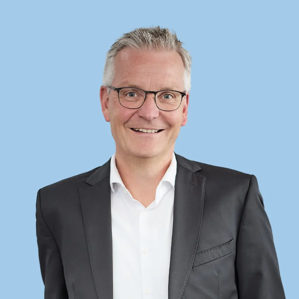 Dr. Rüdiger Gluth, Referent für Erbschaftsteuer, Unternehmenssteuer sowie Spezialthemen rund um Steuerrecht
